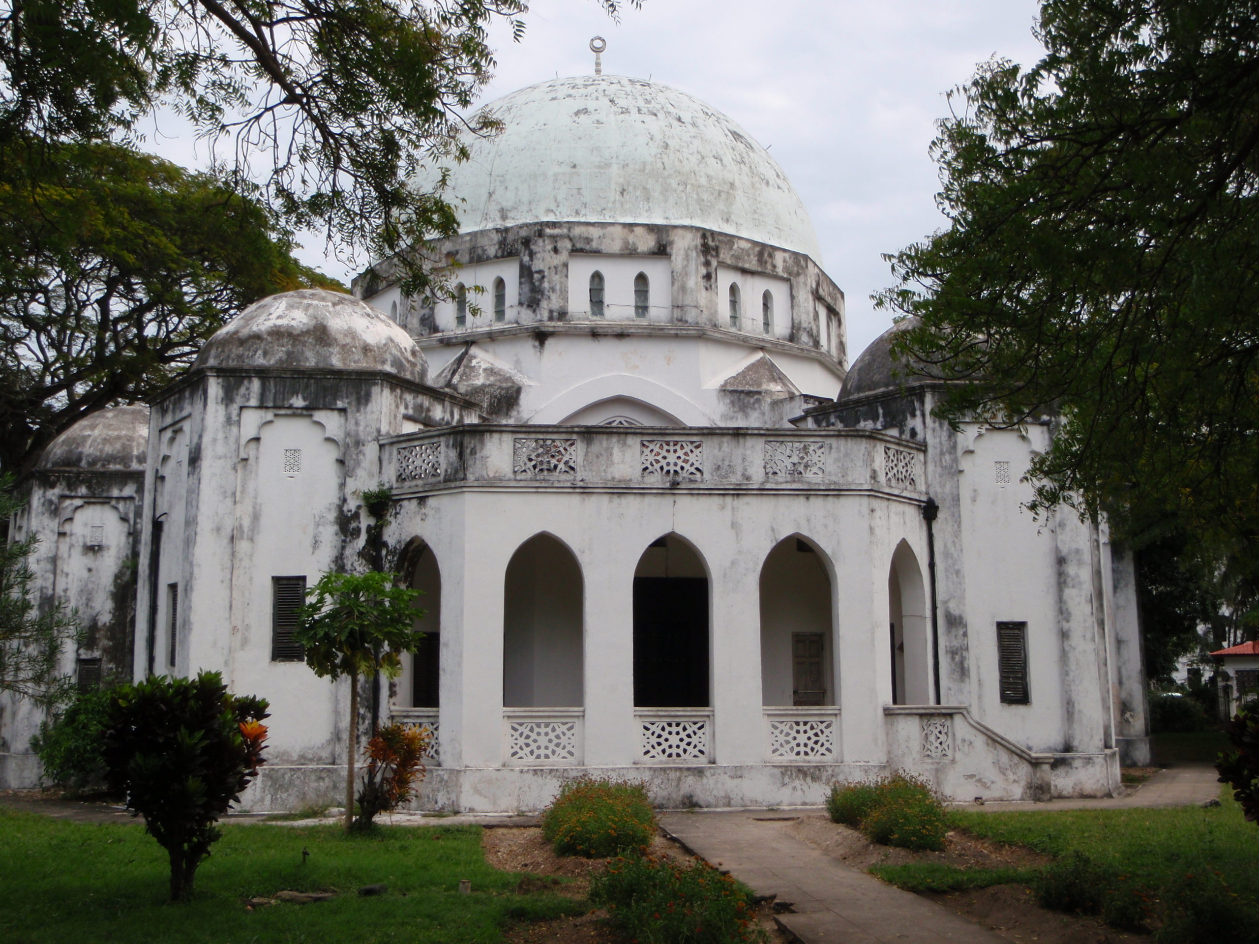 Stone Town Mosque 001 scaled